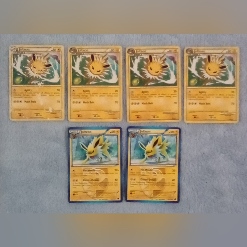 ⚡Jolteon Pokemon Card Bundle⚡